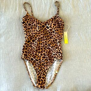 Summersalt one piece size 6